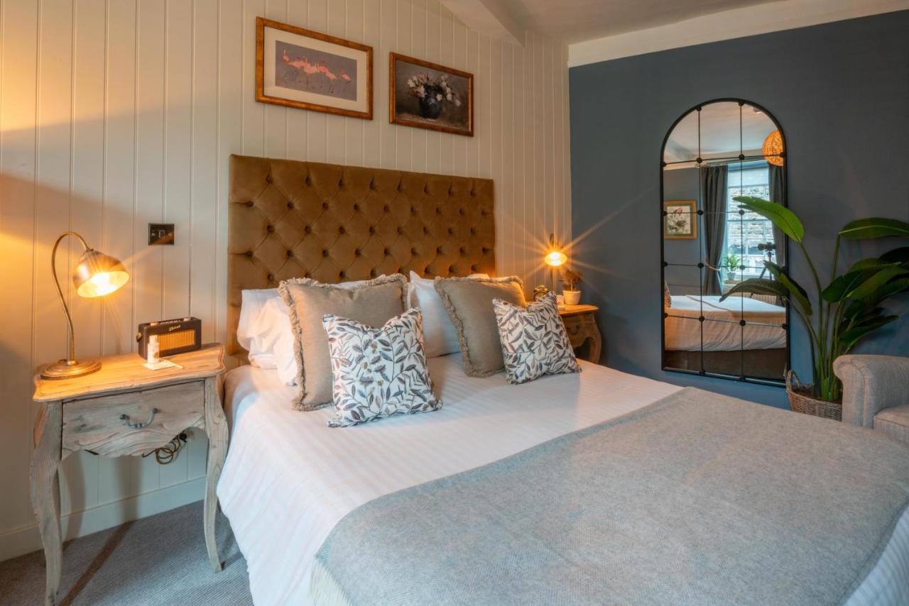 The George Inn & Plaine Norton St Philip 외부 사진
