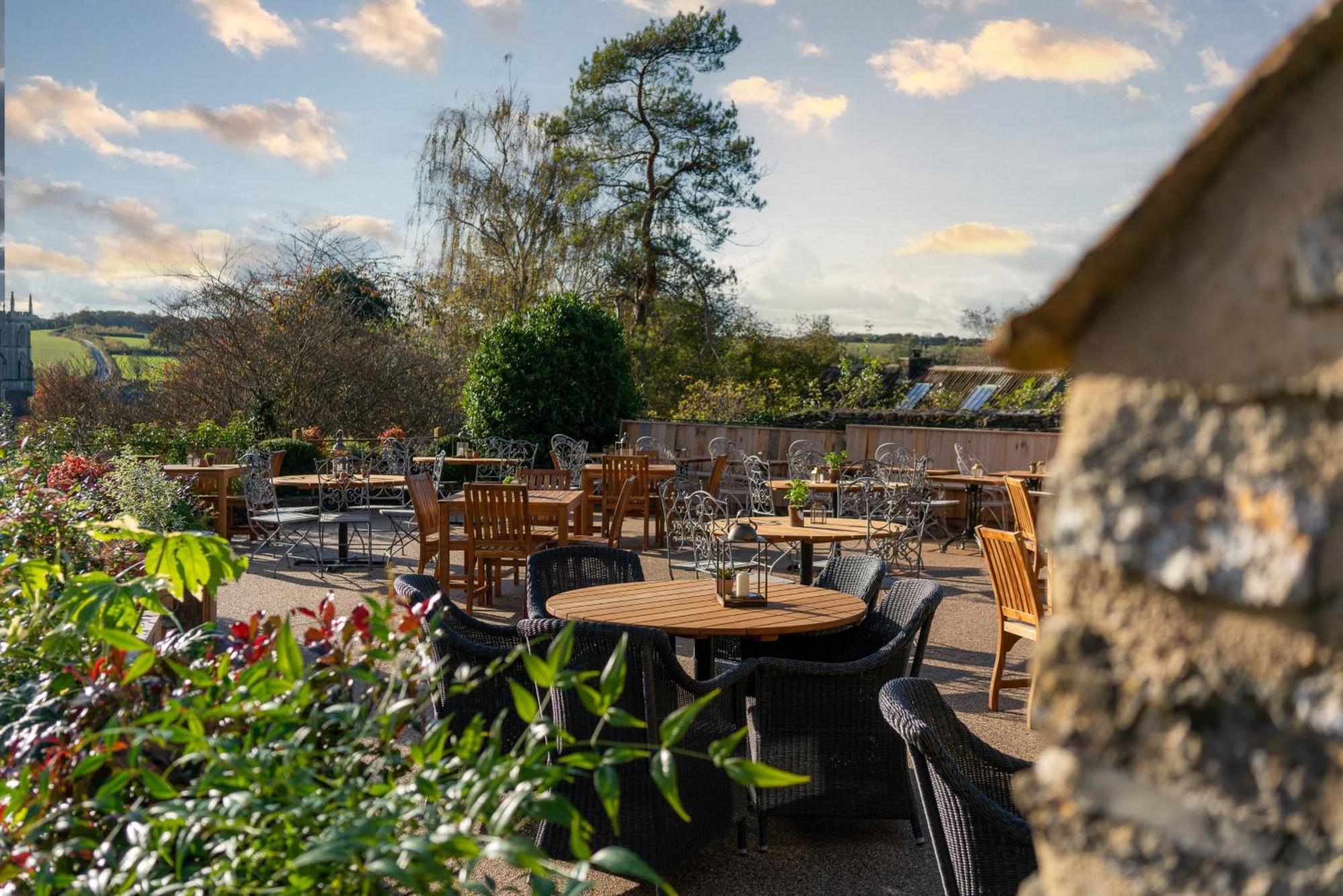 The George Inn & Plaine Norton St Philip 외부 사진