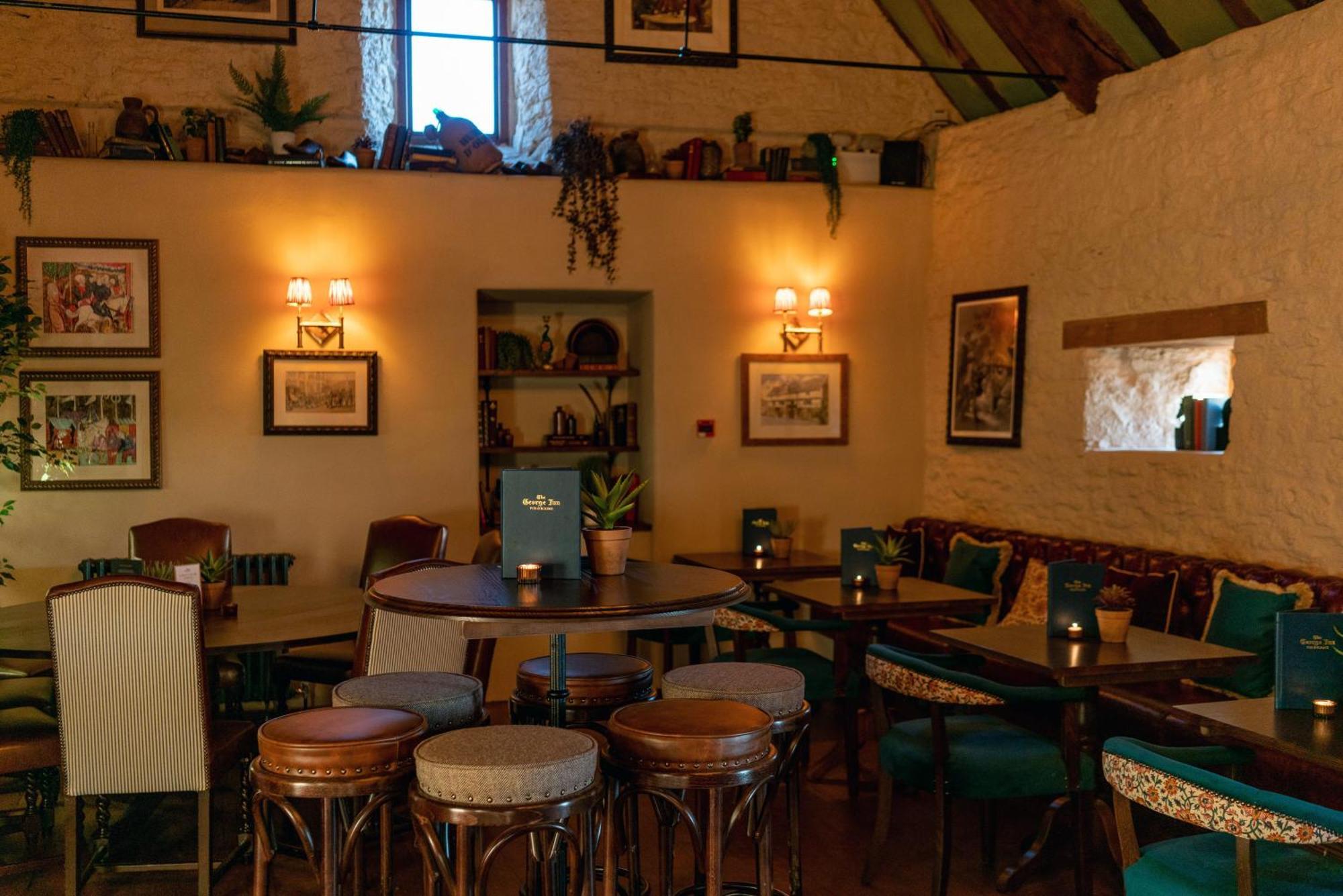 The George Inn & Plaine Norton St Philip 외부 사진